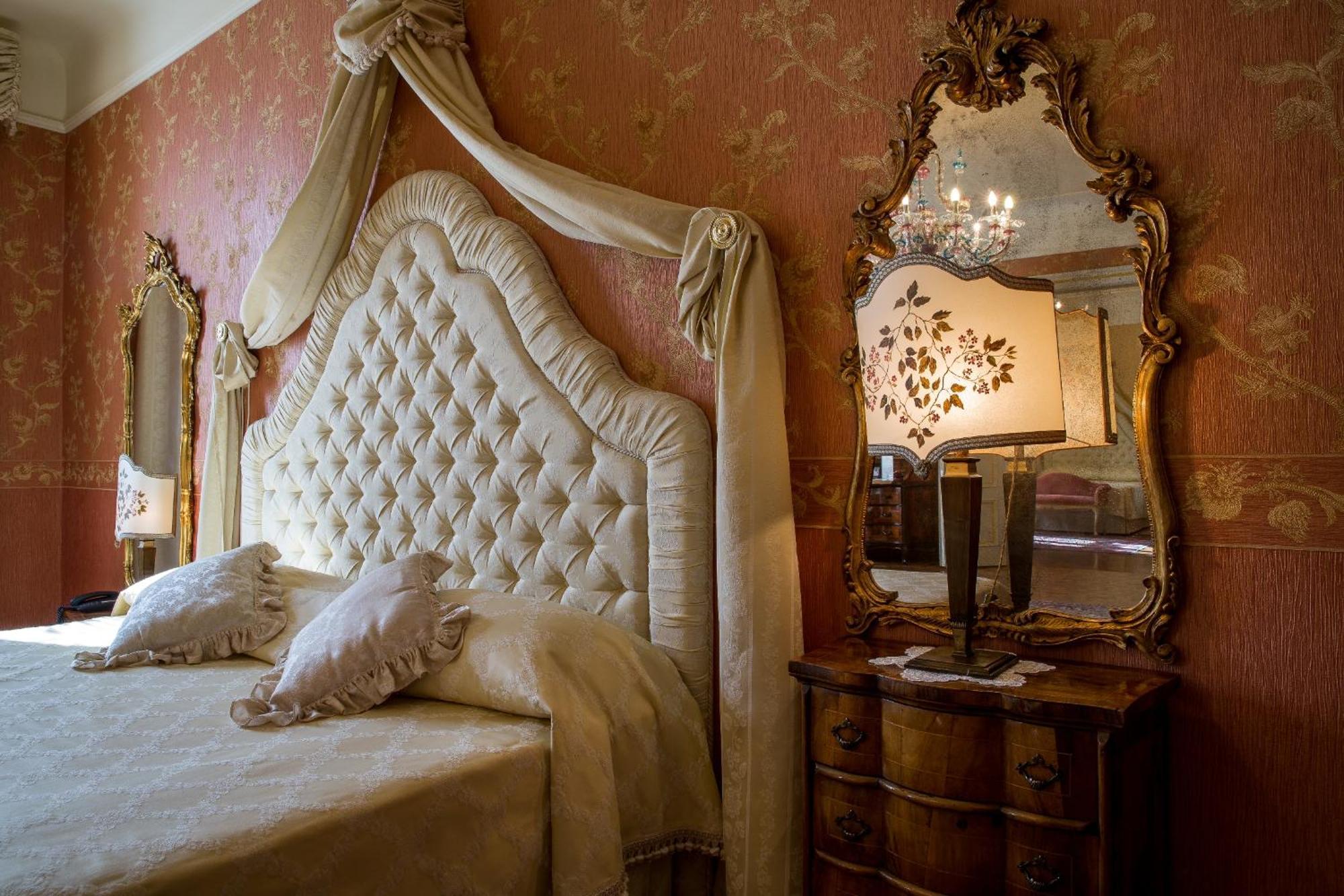 Готель Castello Di Spessa - Residenze D'Epoca Capriva del Friuli Екстер'єр фото