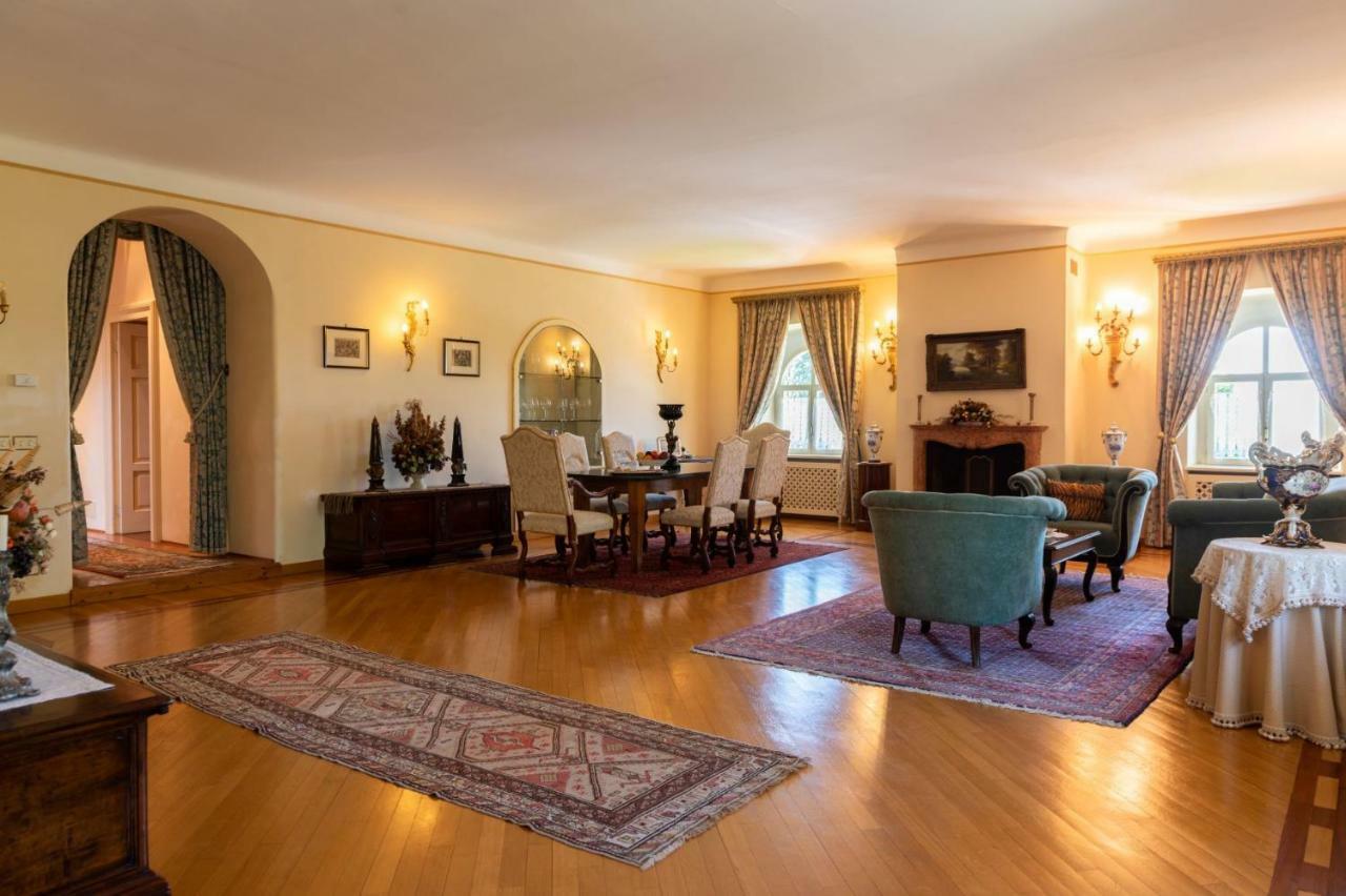 Готель Castello Di Spessa - Residenze D'Epoca Capriva del Friuli Екстер'єр фото